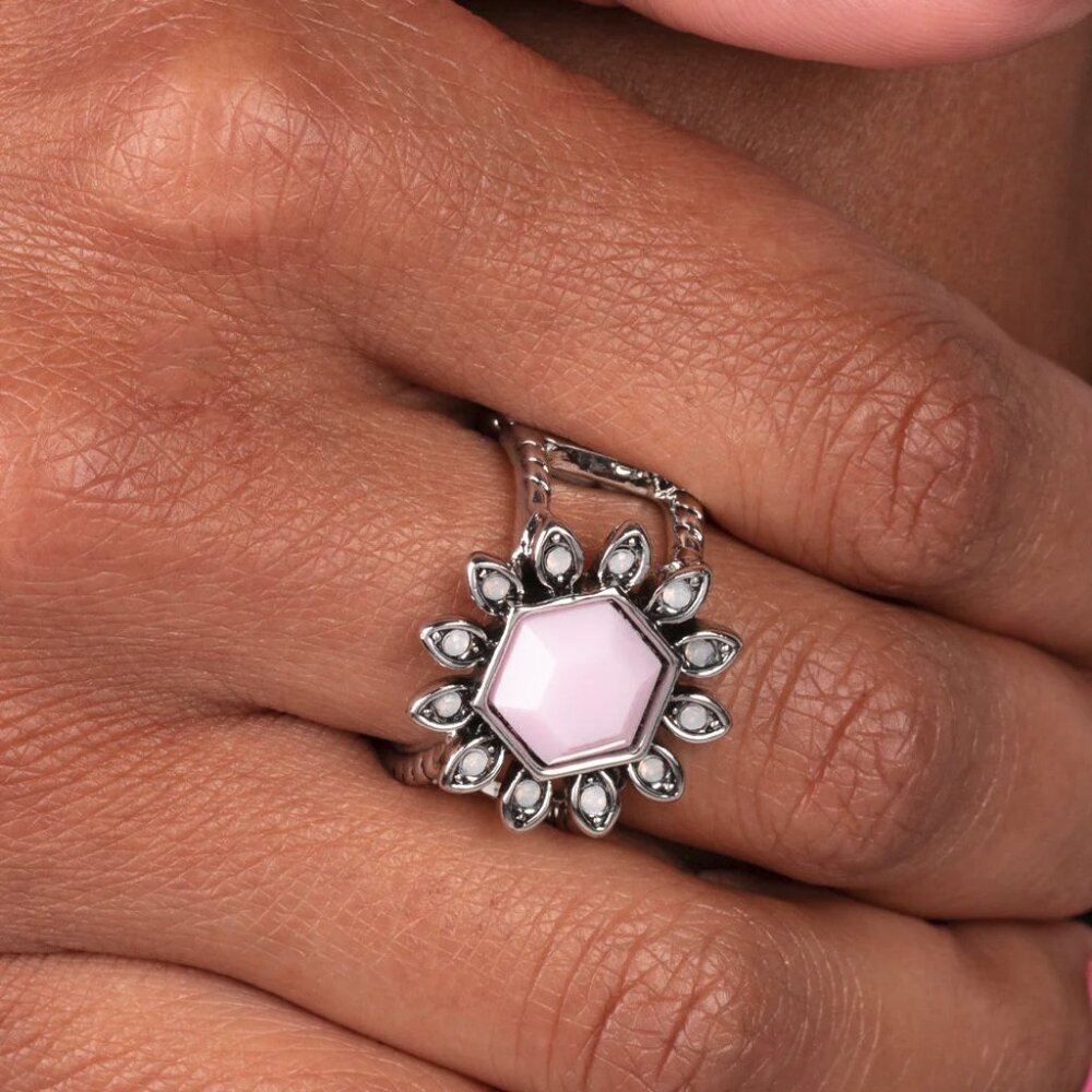 Paparazzi Jewelry Accessories - Wonderfully Wallflower - Pink Ring - Vintage